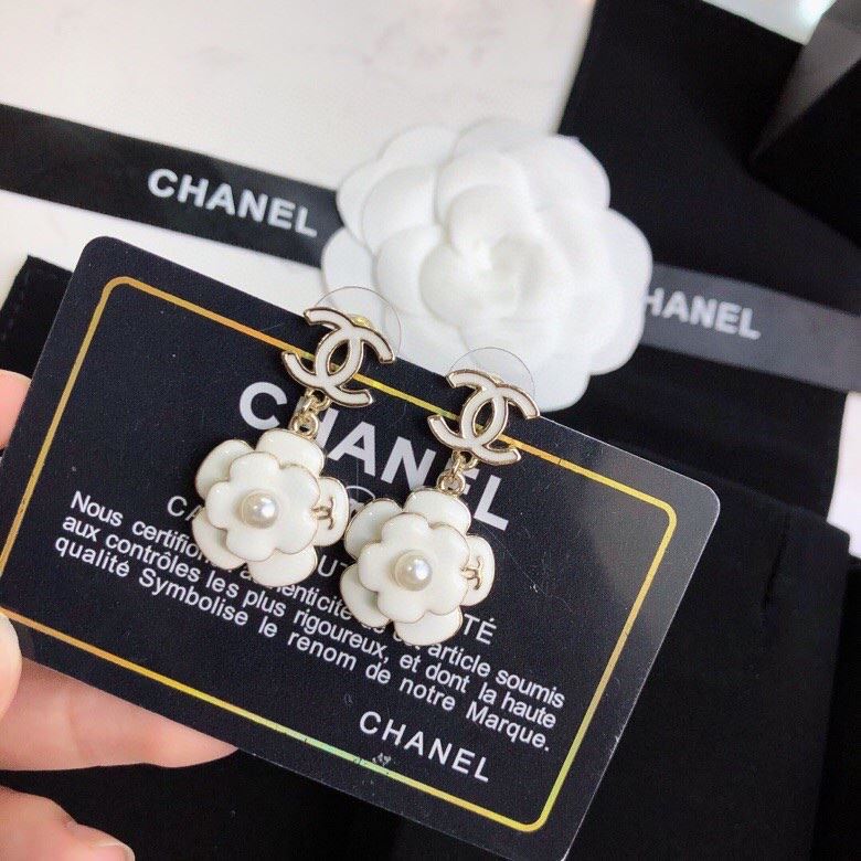 Ch**el earrings